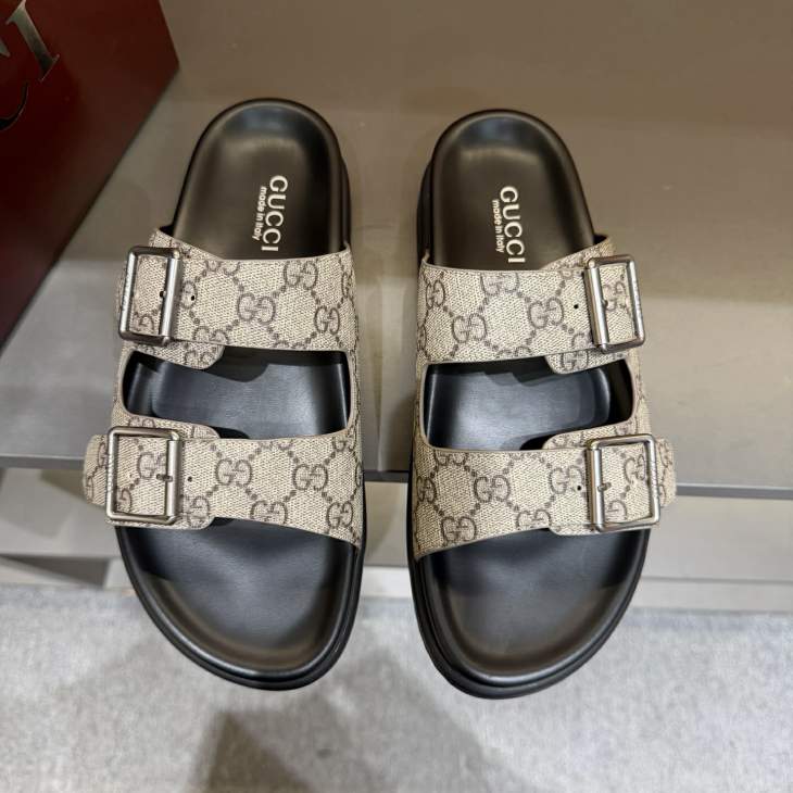 Picture of Gucci Slippers _SKUGuccisz38-45mnq02362380